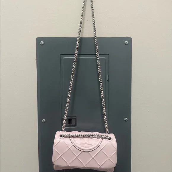 FLEMING SOFT SMALL CONVERTIBLE SHOULDER BAG - Picture 6 of 7